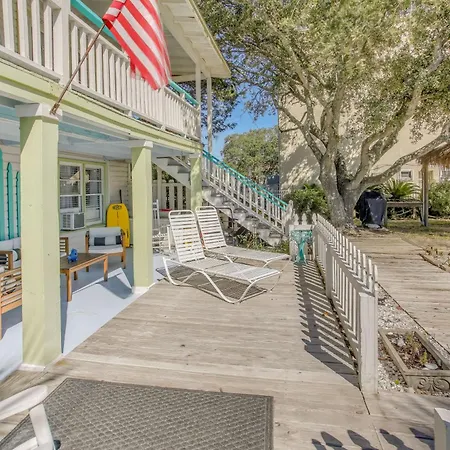 Coastal Cottage With Ocean View Walk To Pier